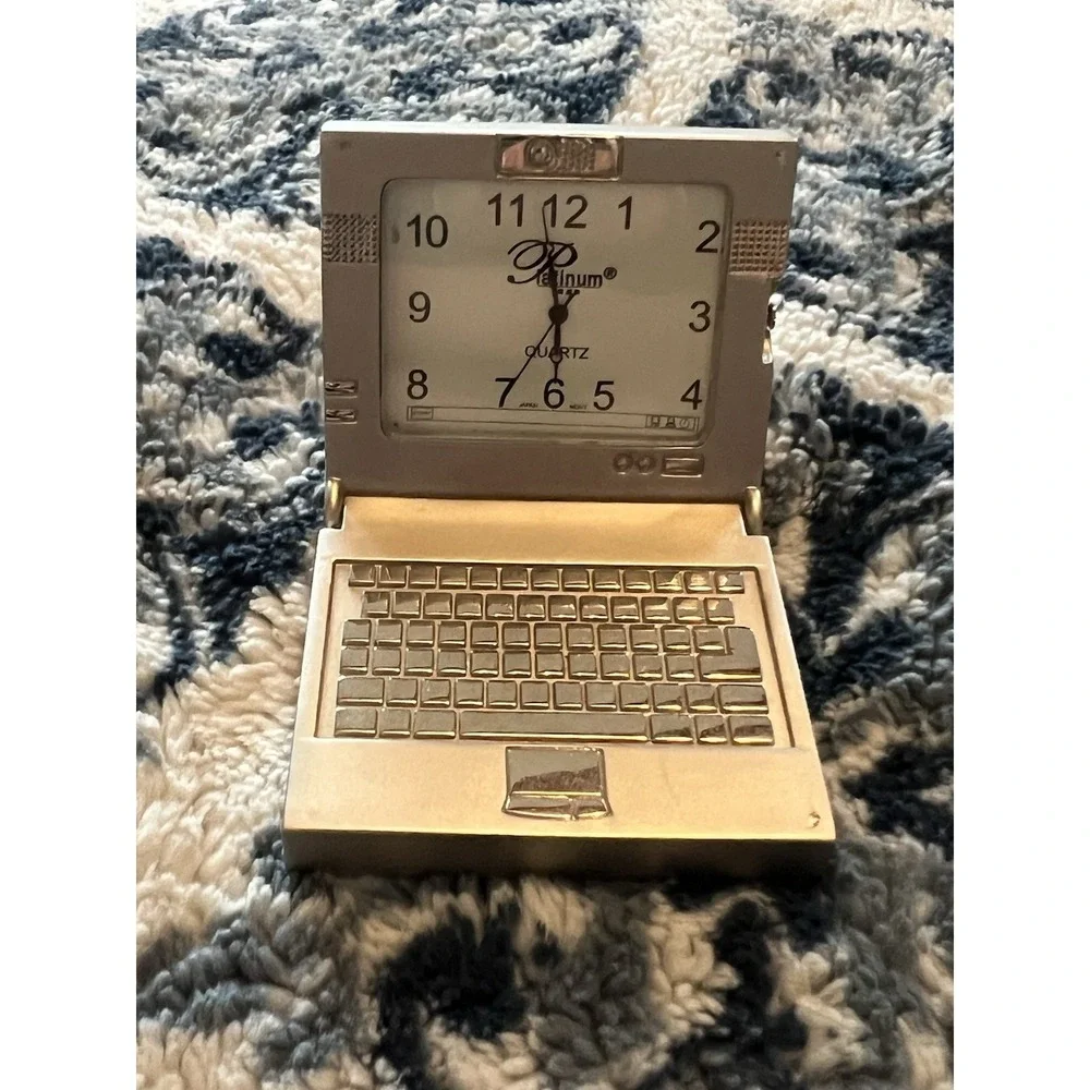 Platinum‎ Number Dial Silver Finish LAPTOP Mini collectible Desk Clock Vtg W